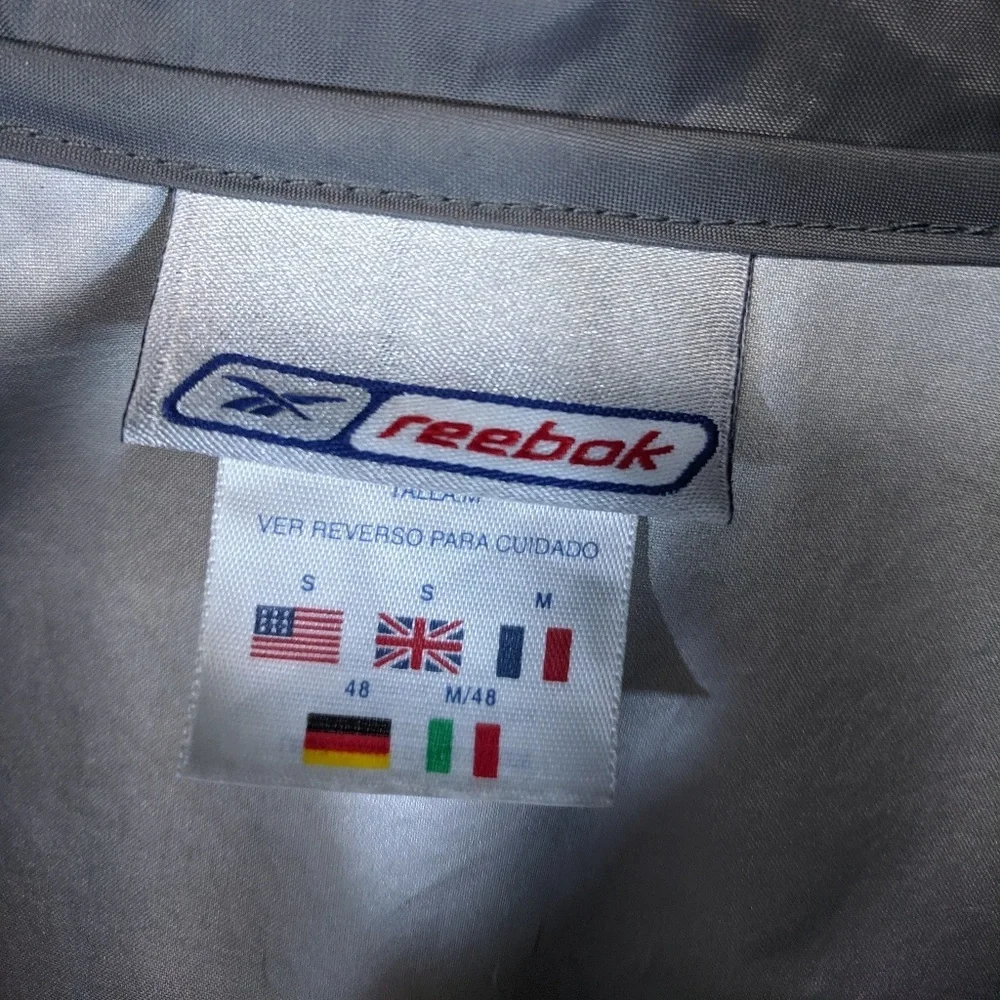 Reebok Performance Windbreaker - Picture 5 of 5